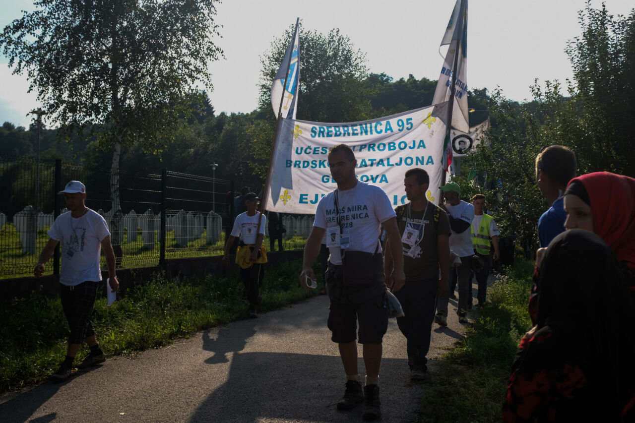 REPORTAGE. Marche en mémoire du massacre de Srebrenica pour lutter contre le négationnisme
