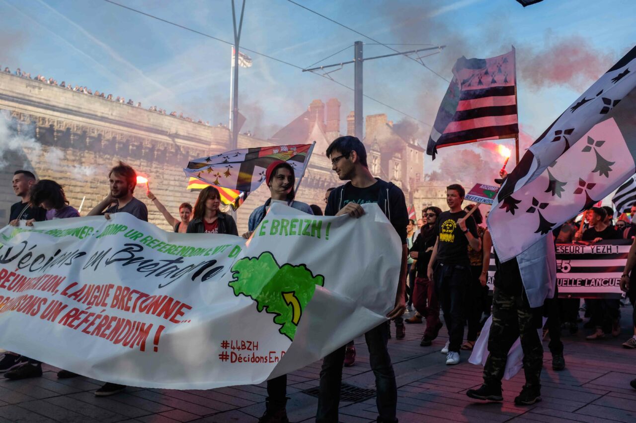 REPORTAGE. Bretagne unifiée et lutte des identités internationales