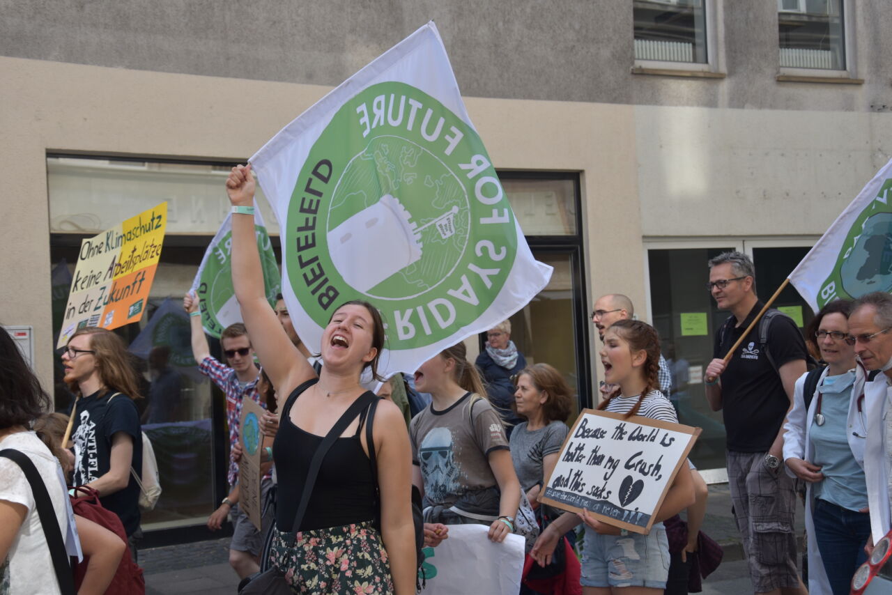 ÉCOLOGIE. « Nous frapperons jusqu’à ce que vous vous bougiez »