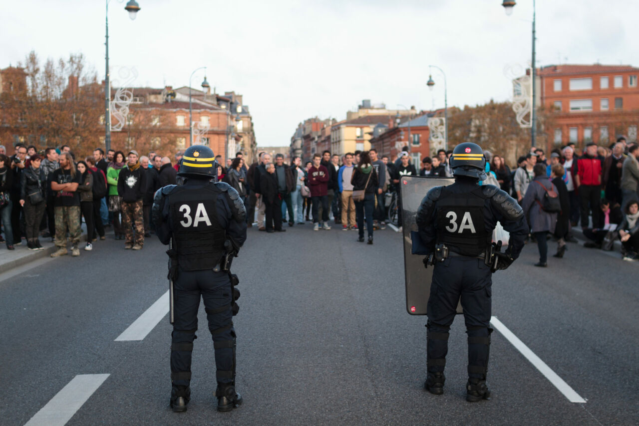 Violences policières. Le maintien de l’ordre français en manifestation mis en cause