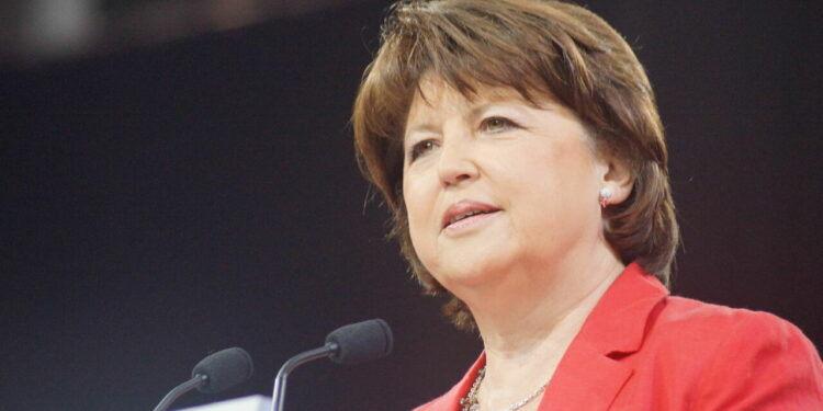 À Lille, silence radio sur la 5G : « on attend le rapport de l’Anses »